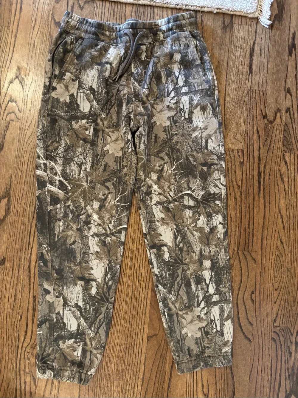 Hollister Men's Camo-Print Jogger Pants in Brown and Gray Tones